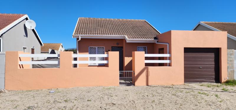 2 Bedroom Property for Sale in Pelikan Park Western Cape